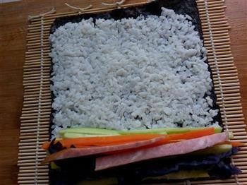 时蔬寿司卷的做法步骤7