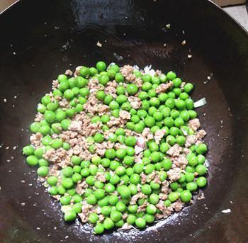 肉末豌豆的做法步骤7