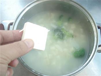 西兰花土豆浓汤的做法步骤3