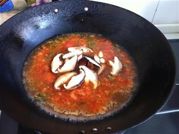 西红柿香菇丸子汤的做法步骤7
