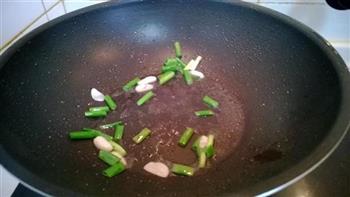 黄瓜炒肉片的做法步骤7