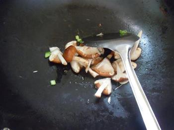 豆腐香菇汤的做法图解4