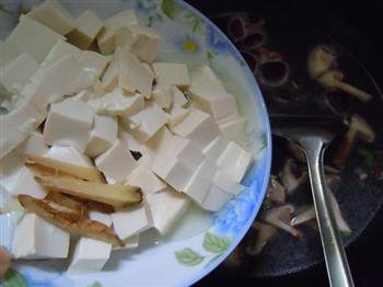 豆腐香菇汤的做法图解6