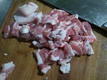 豆角炒肉的做法步骤2