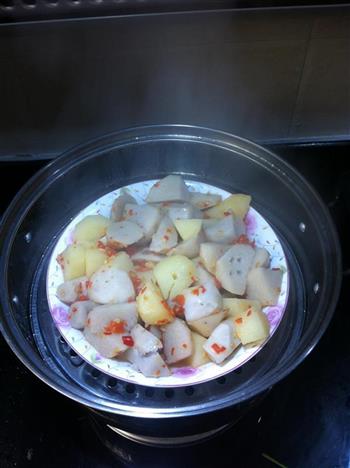 剁椒芋头土豆的做法步骤4