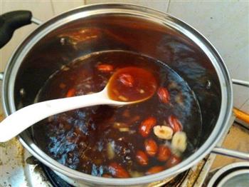 红糖生姜红枣暖身汤的做法步骤5