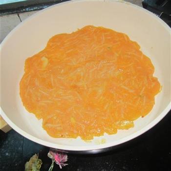 红萝卜土豆丝卷饼的做法步骤14