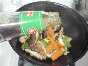 蚝油香菇胡萝卜的做法步骤6