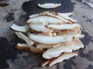 香菇炒荷兰豆的做法步骤4
