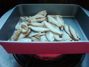 香菇炒荷兰豆的做法步骤6