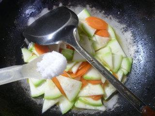 胡萝卜炒蒲瓜的做法图解10