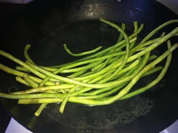 凉拌豇豆的做法步骤2