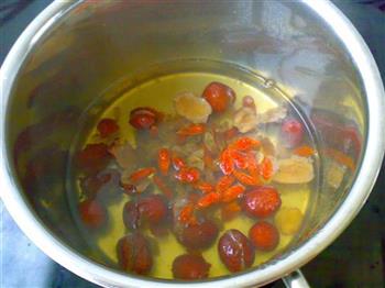红杞葡萄蜂蜜茶的做法步骤5