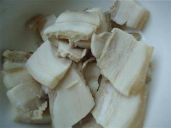 酸菜猪肉炖粉条的做法步骤2