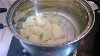 培根沙拉土豆泥的做法步骤2