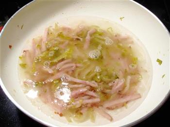 咸肉火腿白菜汤的做法图解5