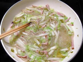 咸肉火腿白菜汤的做法图解8