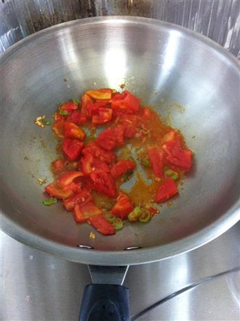 西红柿虾仁疙瘩汤的做法图解4