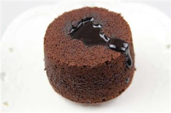 巧克力岩浆蛋糕的做法步骤13