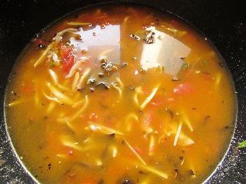 海鲜酸辣汤的做法步骤10