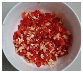 酱香剁椒茄子的做法步骤2