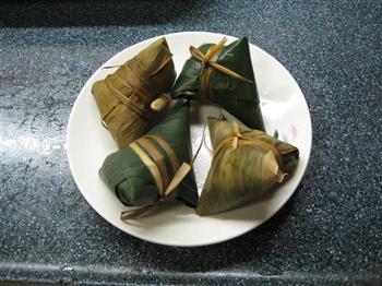 红豆青稞粽子的做法步骤16