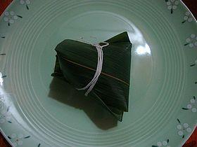 花生绿豆排骨粽子的做法步骤10