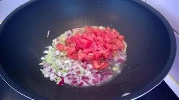 西红柿鸡蛋炒饭的做法步骤4
