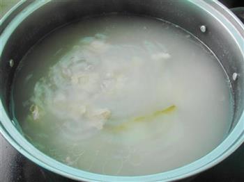 冬瓜薏米排骨汤的做法图解6