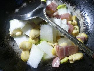 咸肉蚕豆冬瓜汤的做法图解6