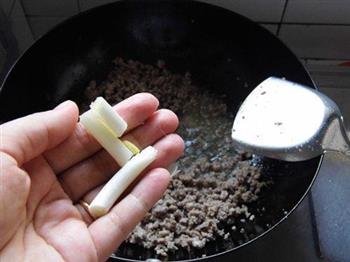 酸豇豆炒肉糜的做法步骤5