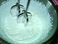 香浓牛奶香草冰激凌的做法步骤4