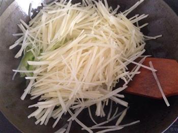 青椒土豆丝的做法步骤5