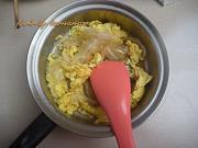 鸡蛋韭菜粉皮的做法步骤4