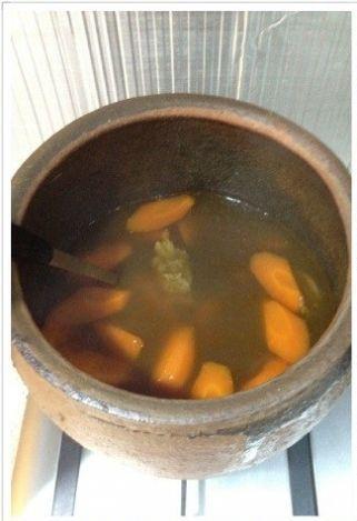 牛骨萝卜汤的做法图解3