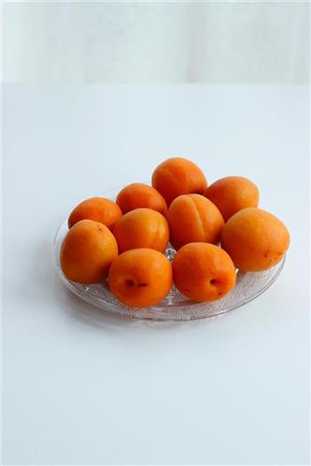 杏果酱的做法步骤1