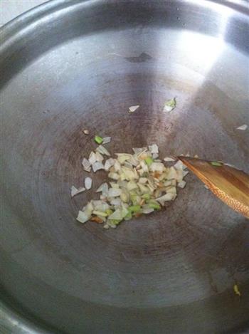 玉米肉松蛋炒饭的做法步骤6