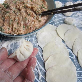 白薯猪肉饺子的做法步骤12