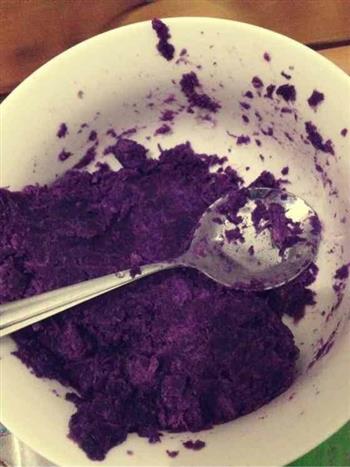 水晶紫薯糕的做法步骤1