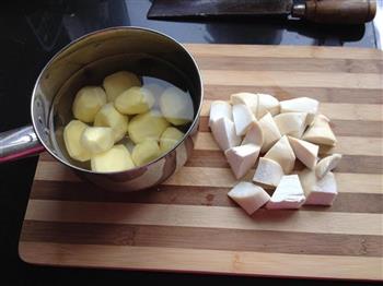 杏鲍菇土豆焖排骨的做法步骤6