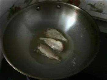 香煎小黄鱼的做法步骤5