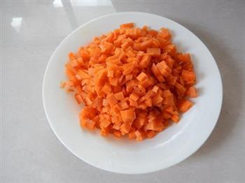 胡萝卜牛肉焖饭的做法步骤3