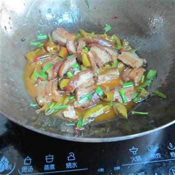 酸辣椒烧东坡肉的做法步骤9