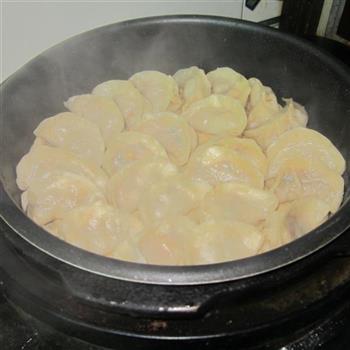 玉米猪肉饺子的做法步骤14