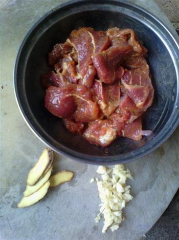 四季豆炒肉的做法步骤2
