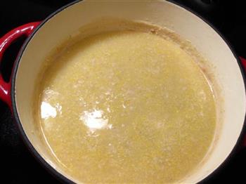 大麦小米玉米粥的做法步骤4