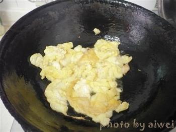 西红柿鸡蛋炖粉条的做法步骤4
