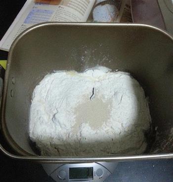 椰蓉面包的做法步骤1