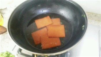 毛豆香干青椒肉丝的做法步骤4