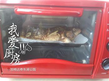 电烤箱烤鱼的做法步骤7